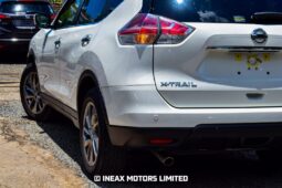 
										Nissan Xtrail full									