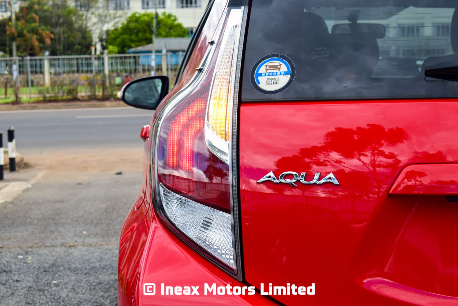 Toyota Aqua INEAX MOTORS