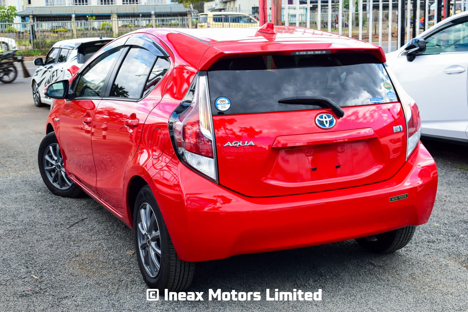 Toyota Aqua INEAX MOTORS