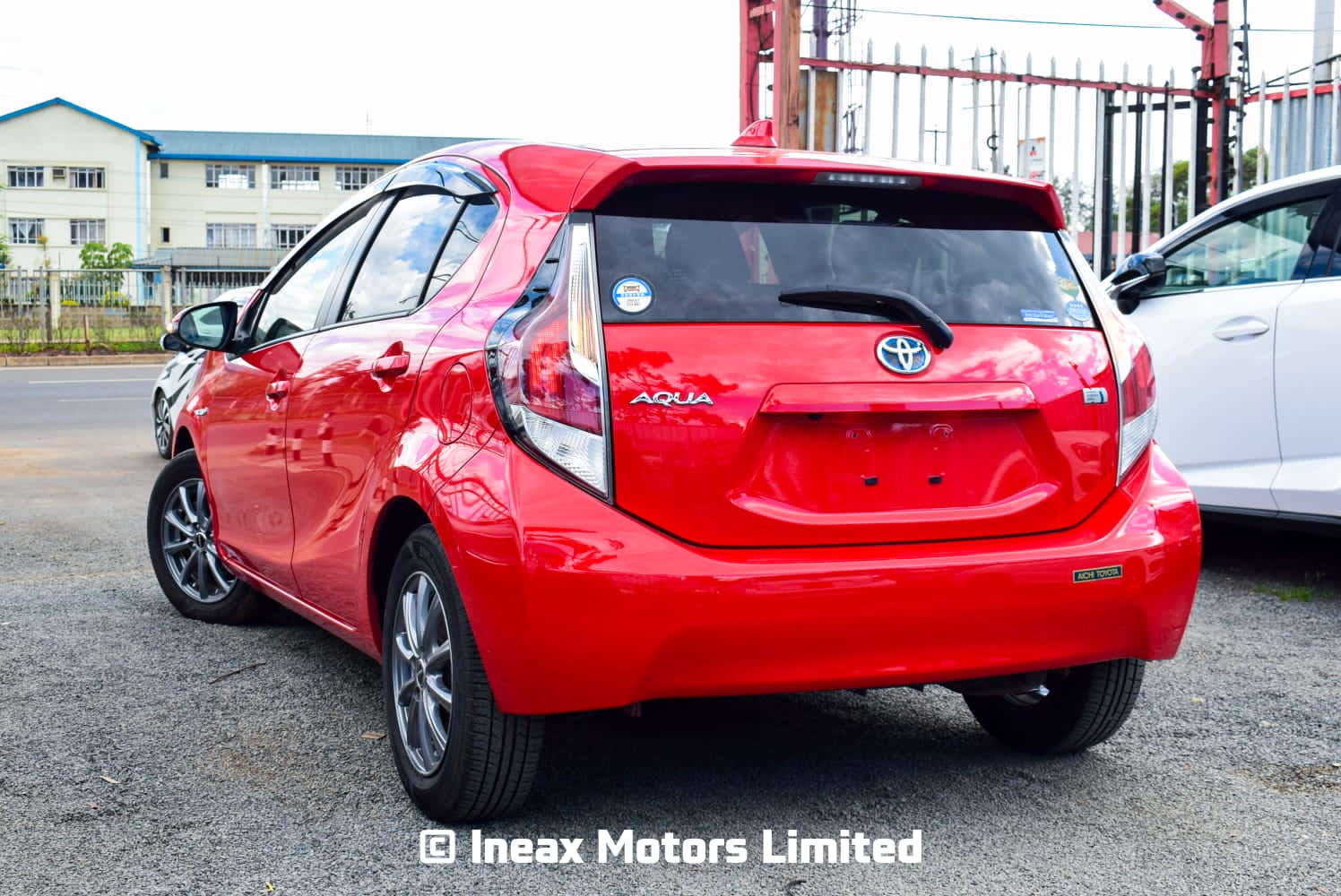 Toyota Aqua INEAX MOTORS