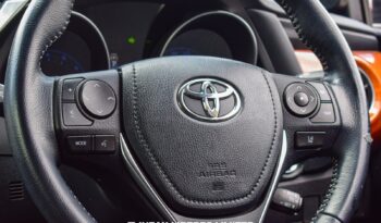 
										Toyota Auris full									