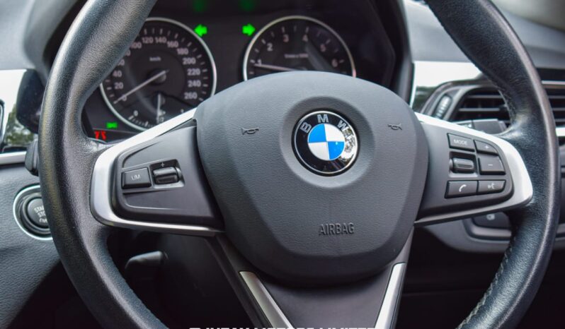 
								BMW X1 full									
