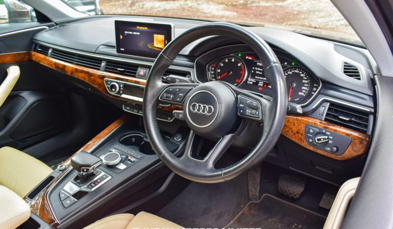 
								Audi A4 full									