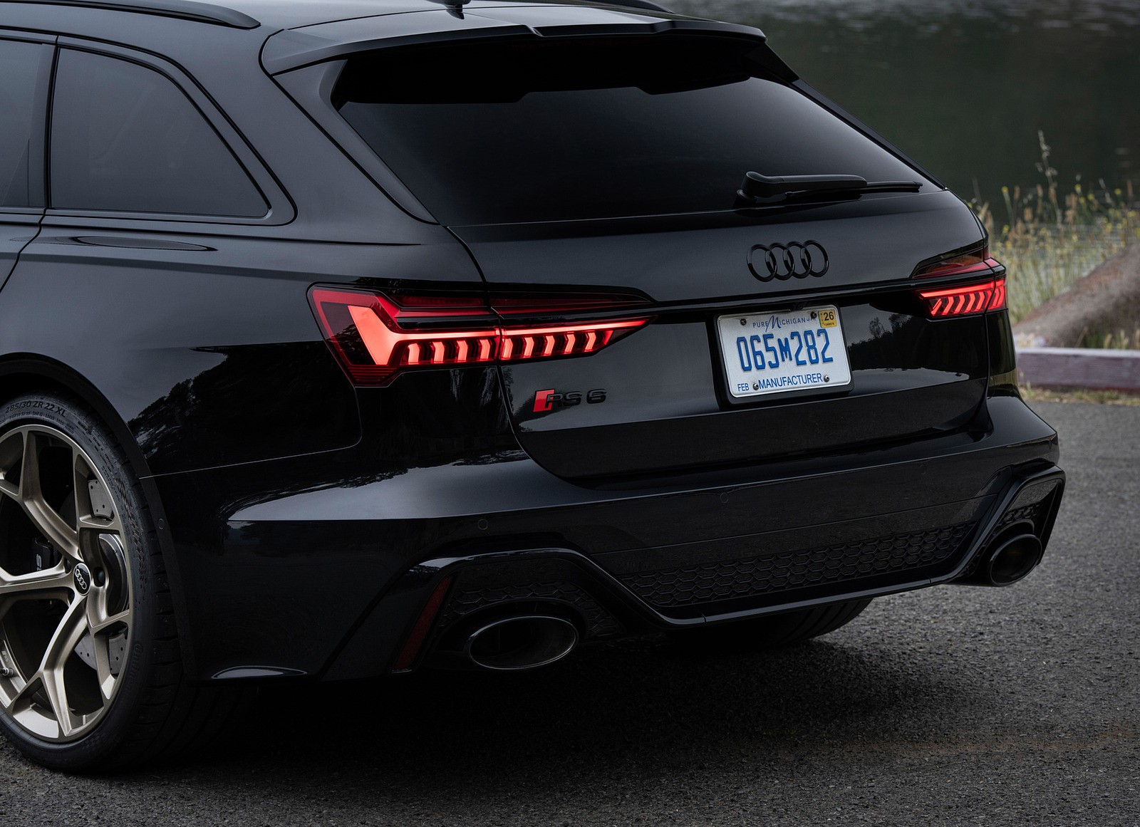 2024 AUDI RS6 AVANT PERFORMANCE - INEAX MOTORS