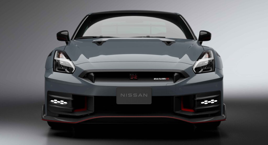 2024 Nissan GT-R