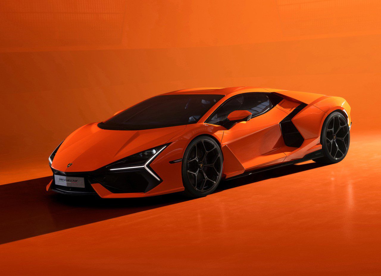 2024 LAMBORGHINI REVUELTO - INEAX MOTORS