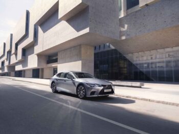 2023 Lexus LS European Version
