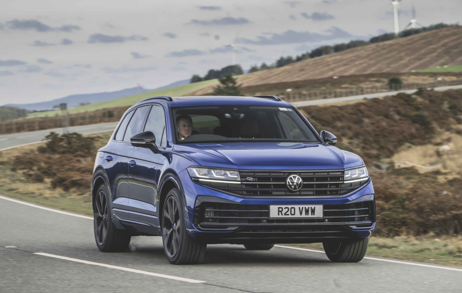 2024 VOLKSWAGEN TOUAREG R eHYBRID UK VERSION - INEAX MOTORS