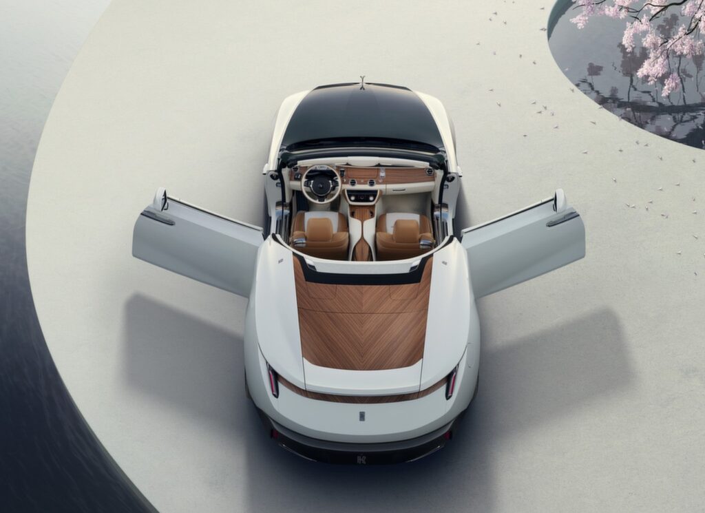 2024 Rolls Royce Arcadia Droptail