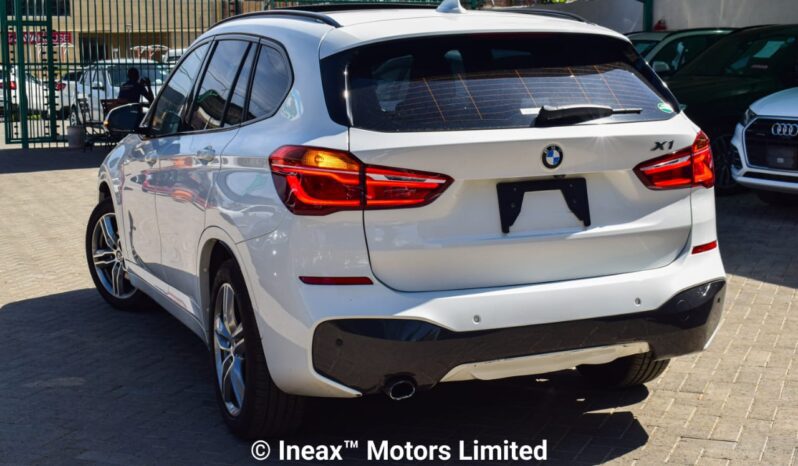 
								BMW X1 full									