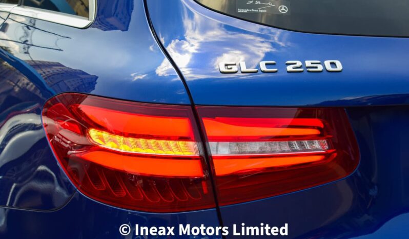 
MERCEDES-BENZ GLC full									