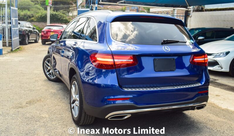 
MERCEDES-BENZ GLC full									