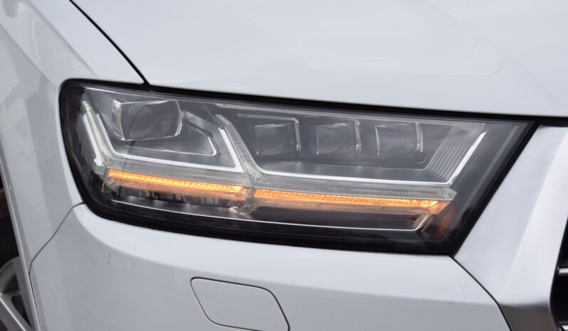 
AUDI Q7 full									