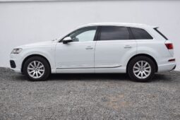 
AUDI Q7 full									