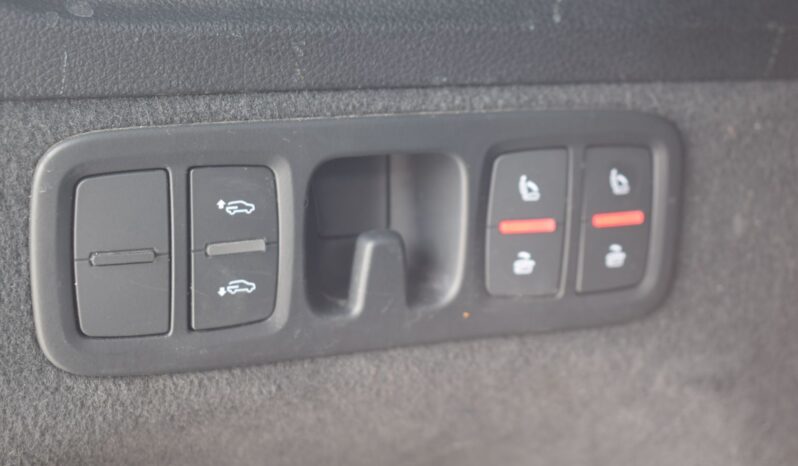 
AUDI Q7 full									