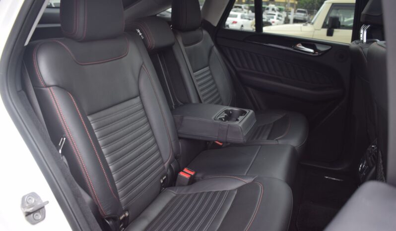 
MERCEDES BENZ GLE 350D full									