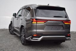
LEXUS LX600 full									