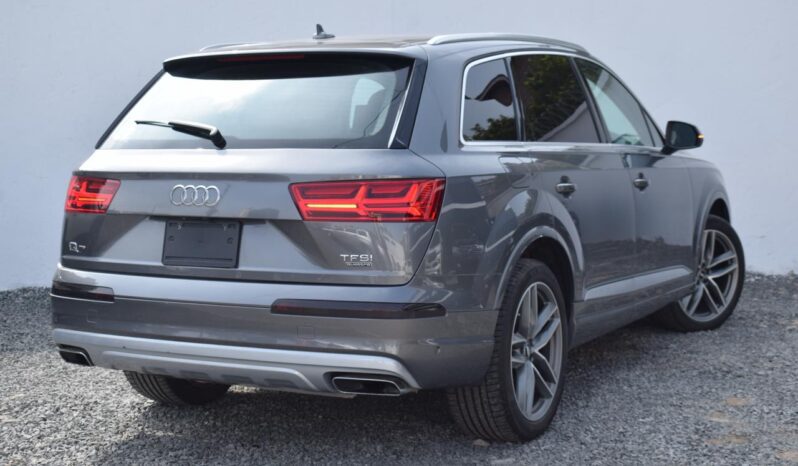 
AUDI Q7 full									