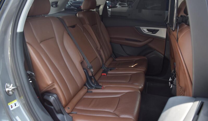 
AUDI Q7 full									