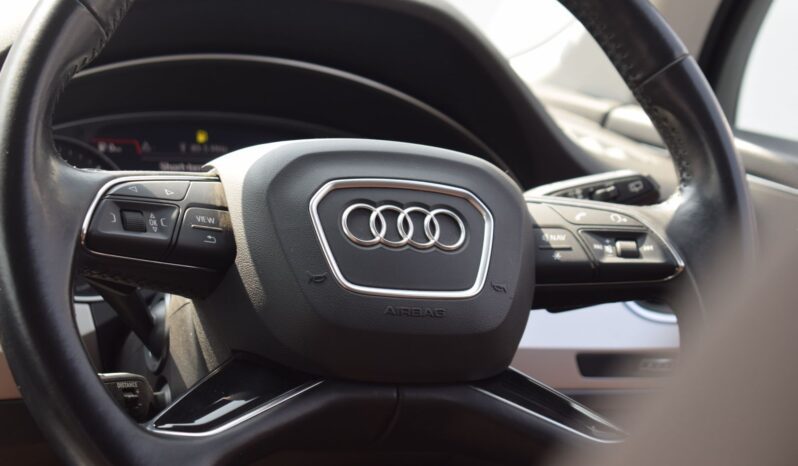 
AUDI Q7 full									