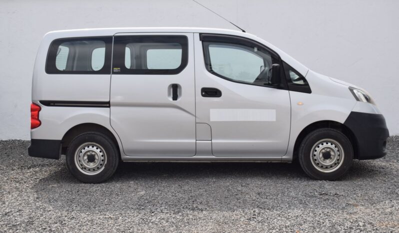 
NISSAN NV200 full									