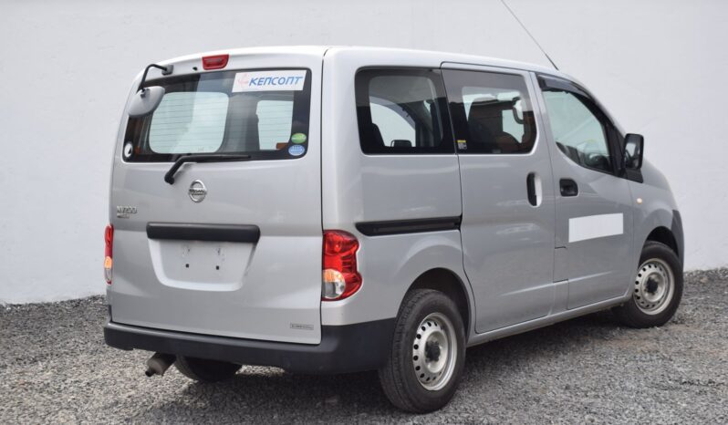
NISSAN NV200 full									