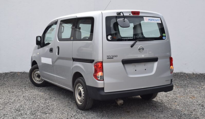 
NISSAN NV200 full									