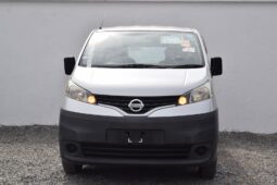 NISSAN NV200 full
