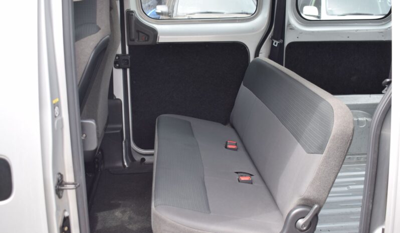 
NISSAN NV200 full									