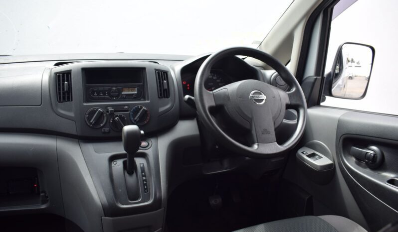 
NISSAN NV200 full									