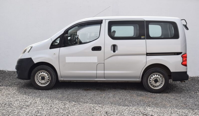 
NISSAN NV200 full									