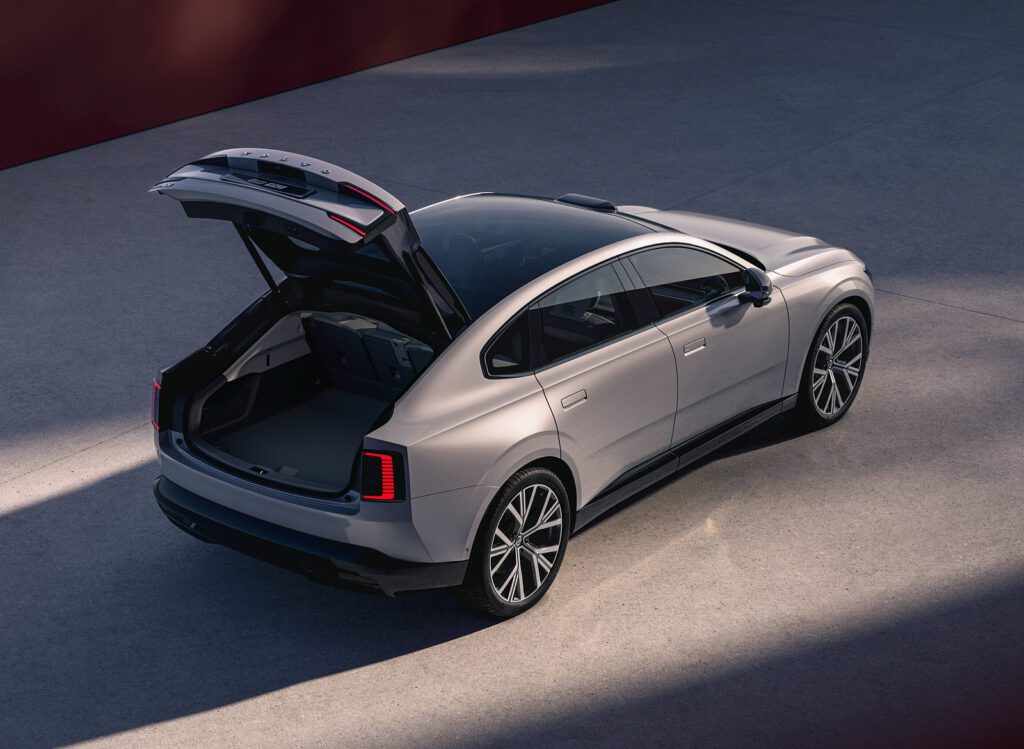 2026 Volvo ES90