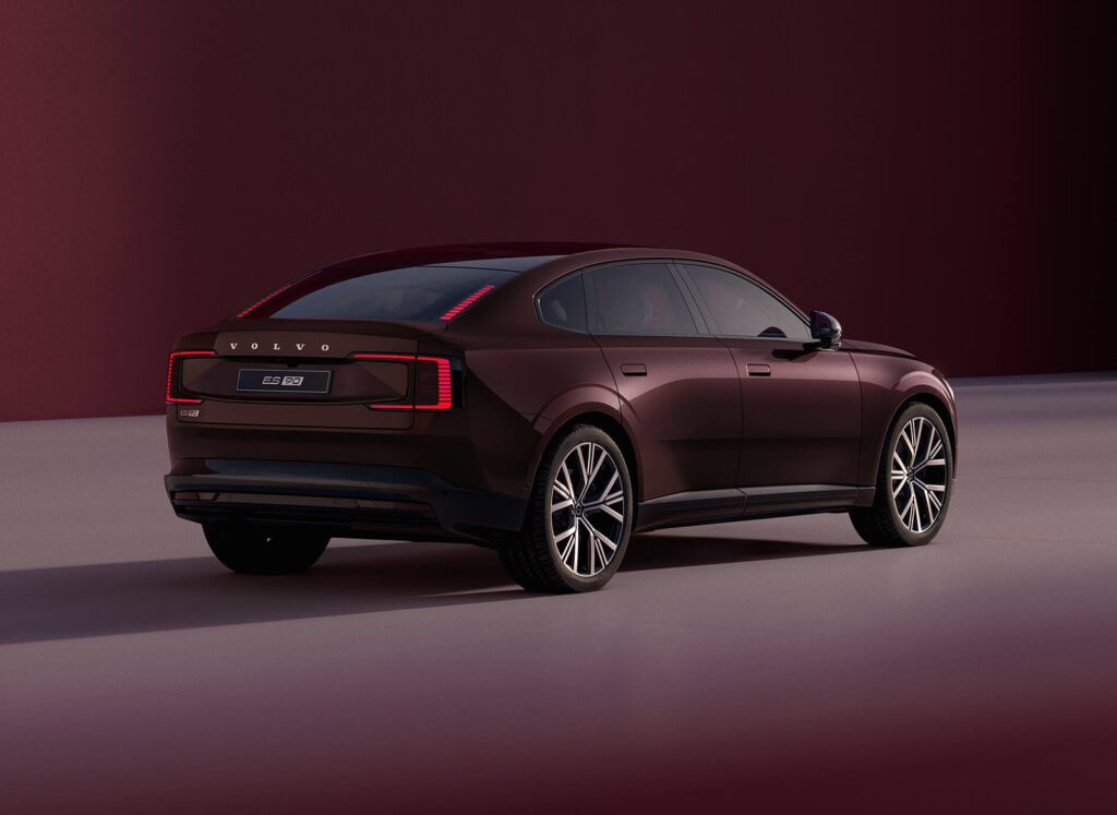 2026 Volvo ES90