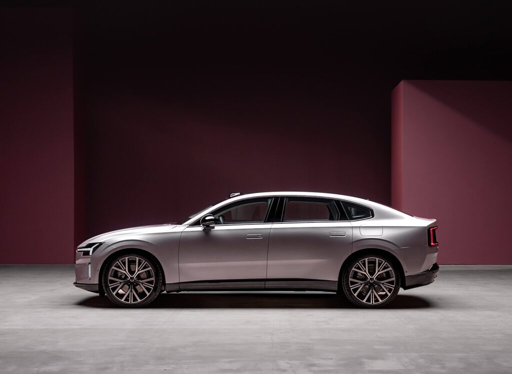 2026 Volvo ES90