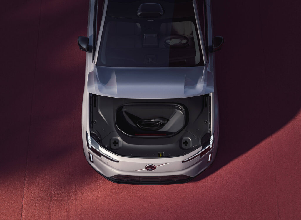 2026 Volvo ES90