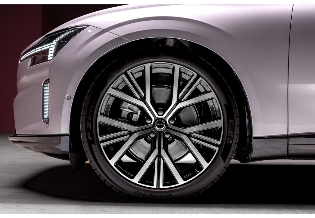 2026 Volvo ES90