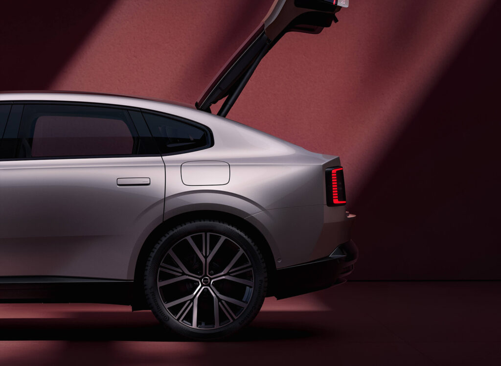 2026 Volvo ES90