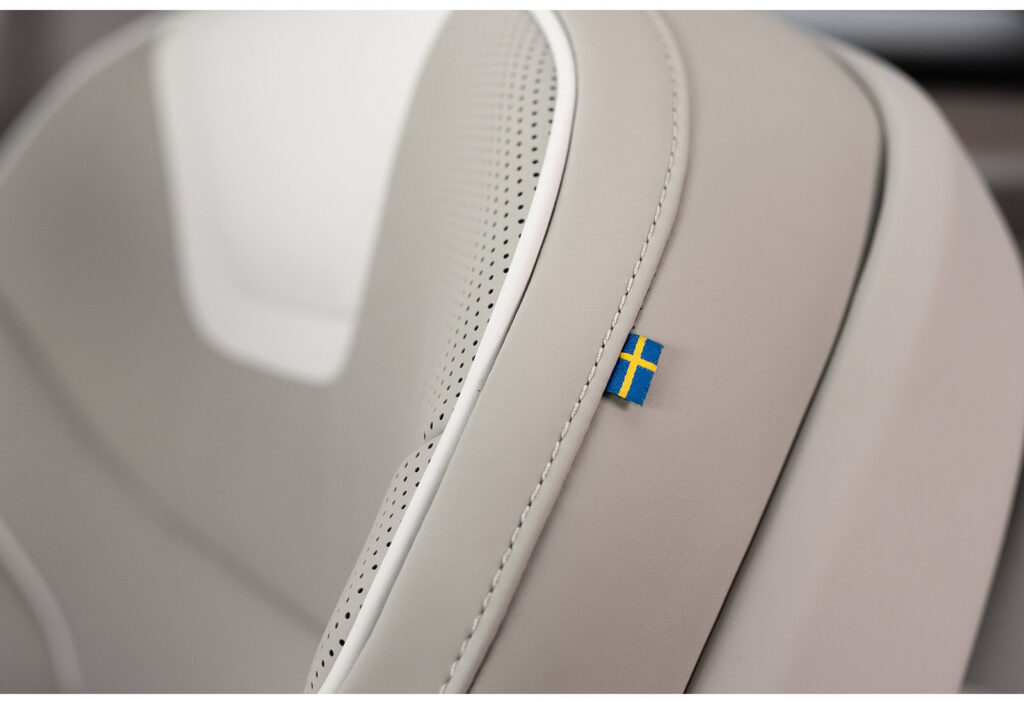 2026 Volvo ES90