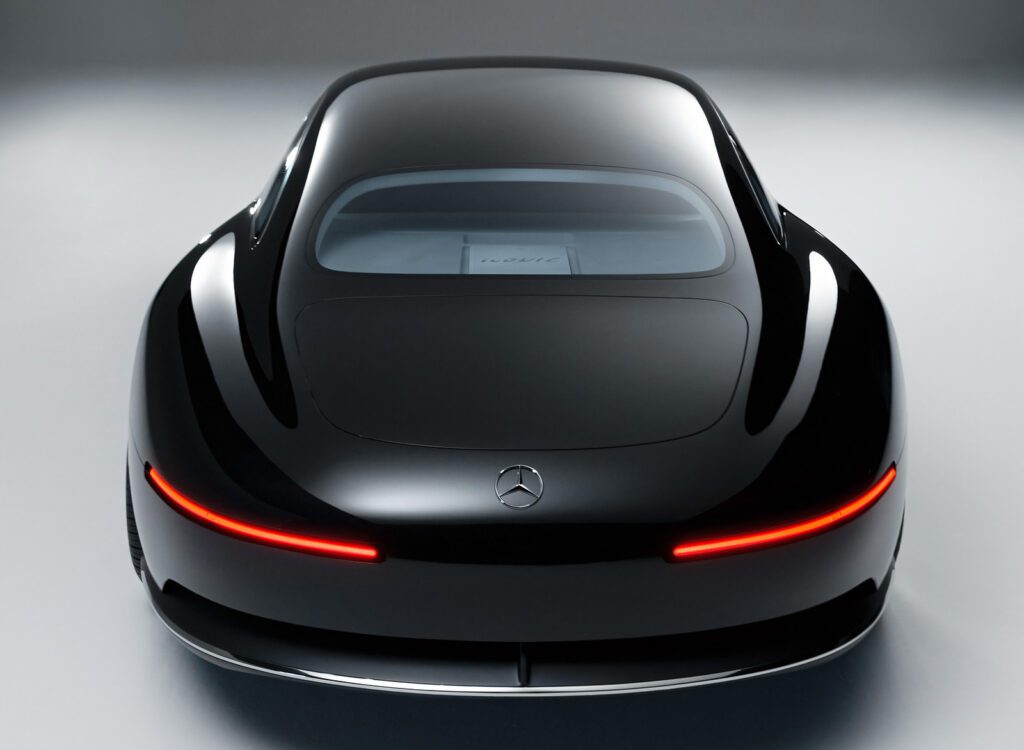 2025 Mercedes-Benz Vision Iconic